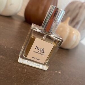 FRESH Cream Warm Cashmere Philosophy